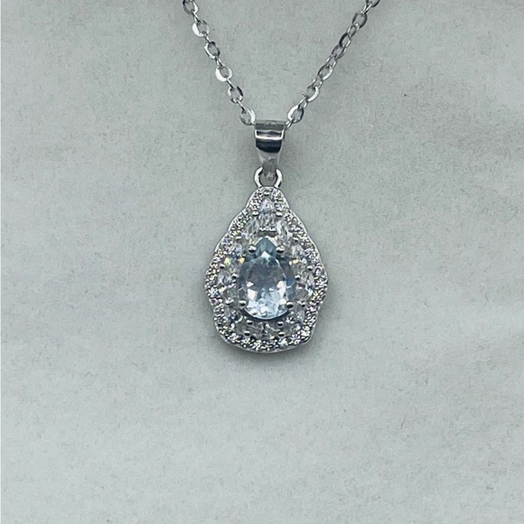 Stunning Natural Aquamarine Pear Cut 925 Sterling Silver Necklace - Picture 1 of 5